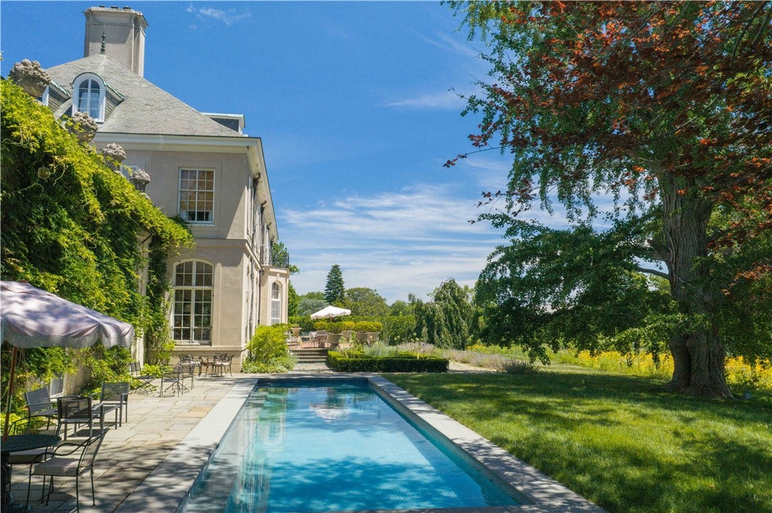 115 Narragansett Avenue, Newport, RI 02840 115 Narragansett Avenue, Newport, RI 02840
