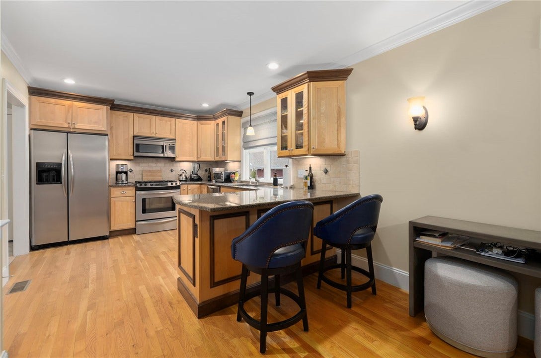 30 Vine Street, #30, East Greenwich, RI 02818 30 Vine Street, #30, East Greenwich, RI 02818