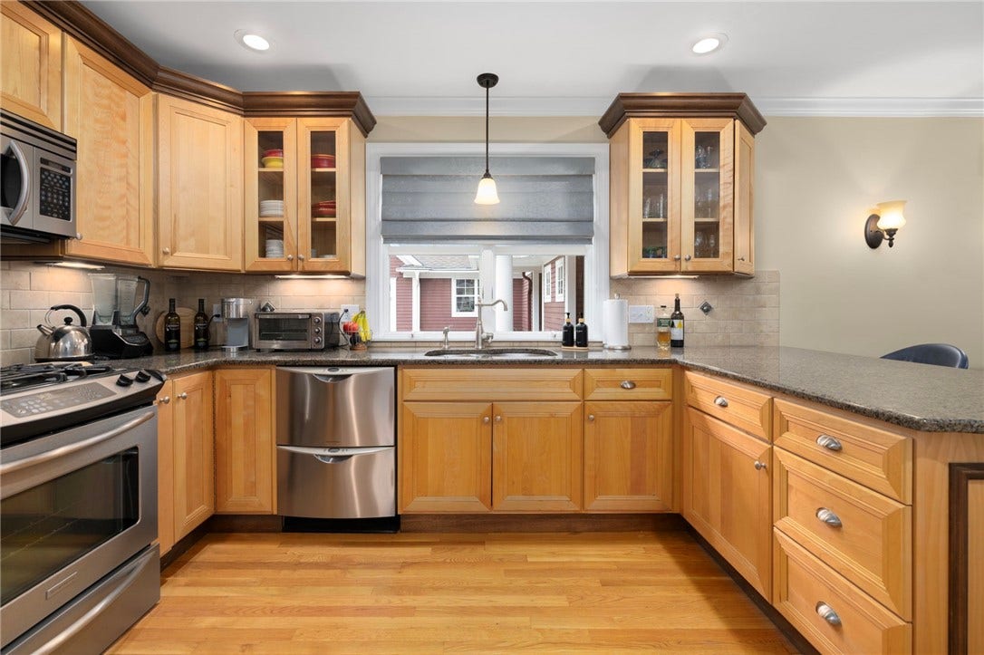 30 Vine Street, #30, East Greenwich, RI 02818 30 Vine Street, #30, East Greenwich, RI 02818
