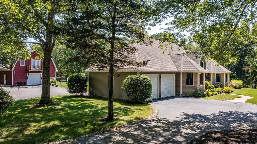 Property photo for 41 Edie's Lane, Exeter, RI