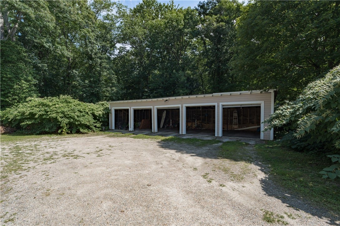 1729 South Road, #1, South Kingstown, RI 02881 1729 South Road, #1, South Kingstown, RI 02881