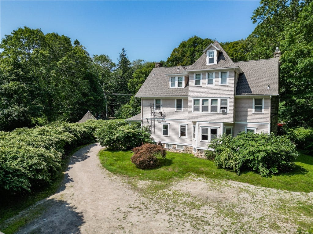 1729 South Road, #1, South Kingstown, RI 02881 1729 South Road, #1, South Kingstown, RI 02881