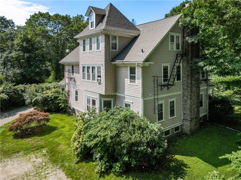 1729 South Road, #1, South Kingstown, RI 02881 1729 South Road, #1, South Kingstown, RI 02881