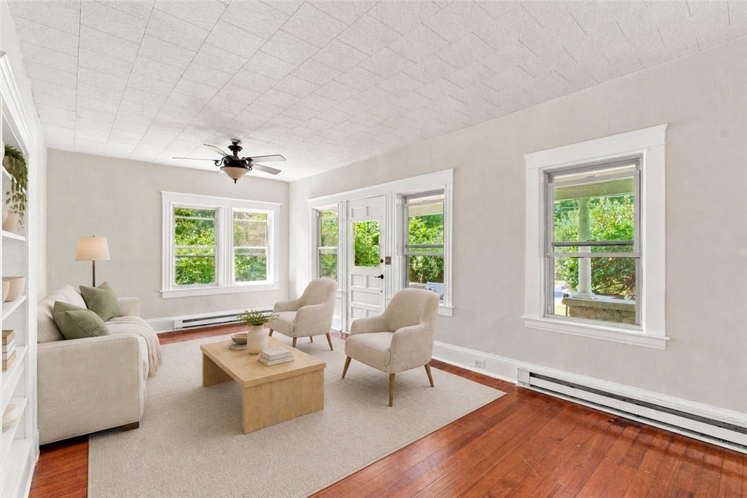 1729 South Road, #1, South Kingstown, RI 02881 Virtually Staged