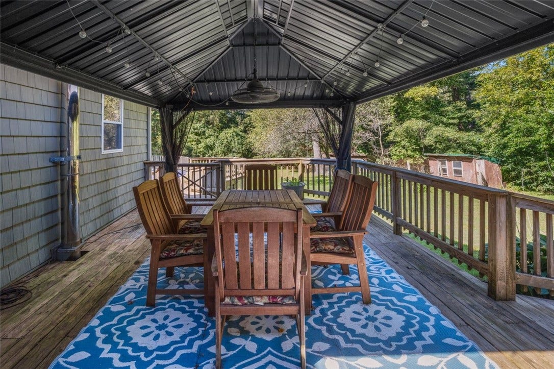 233 Victory Highway, West Greenwich, RI 02817