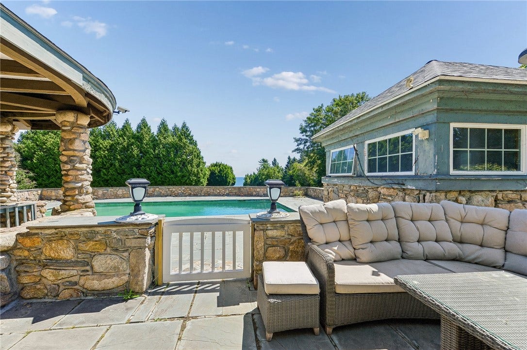 25 Wildfield Farm Road, Narragansett, RI 02882 25 Wildfield Farm Road, Narragansett, RI 02882