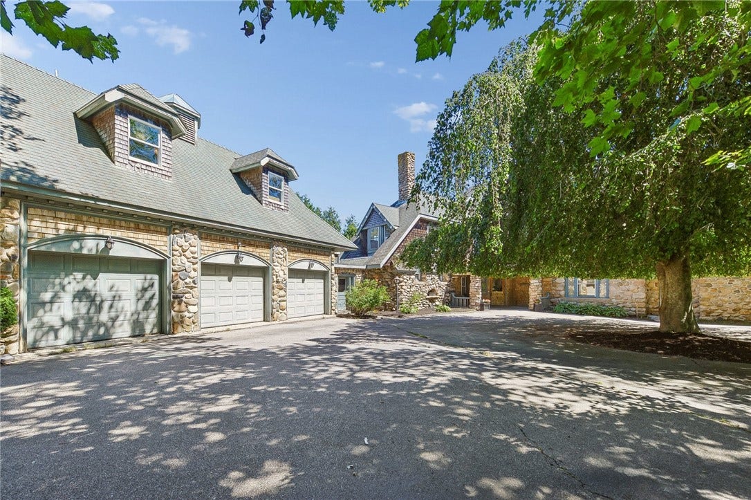 25 Wildfield Farm Road, Narragansett, RI 02882 25 Wildfield Farm Road, Narragansett, RI 02882