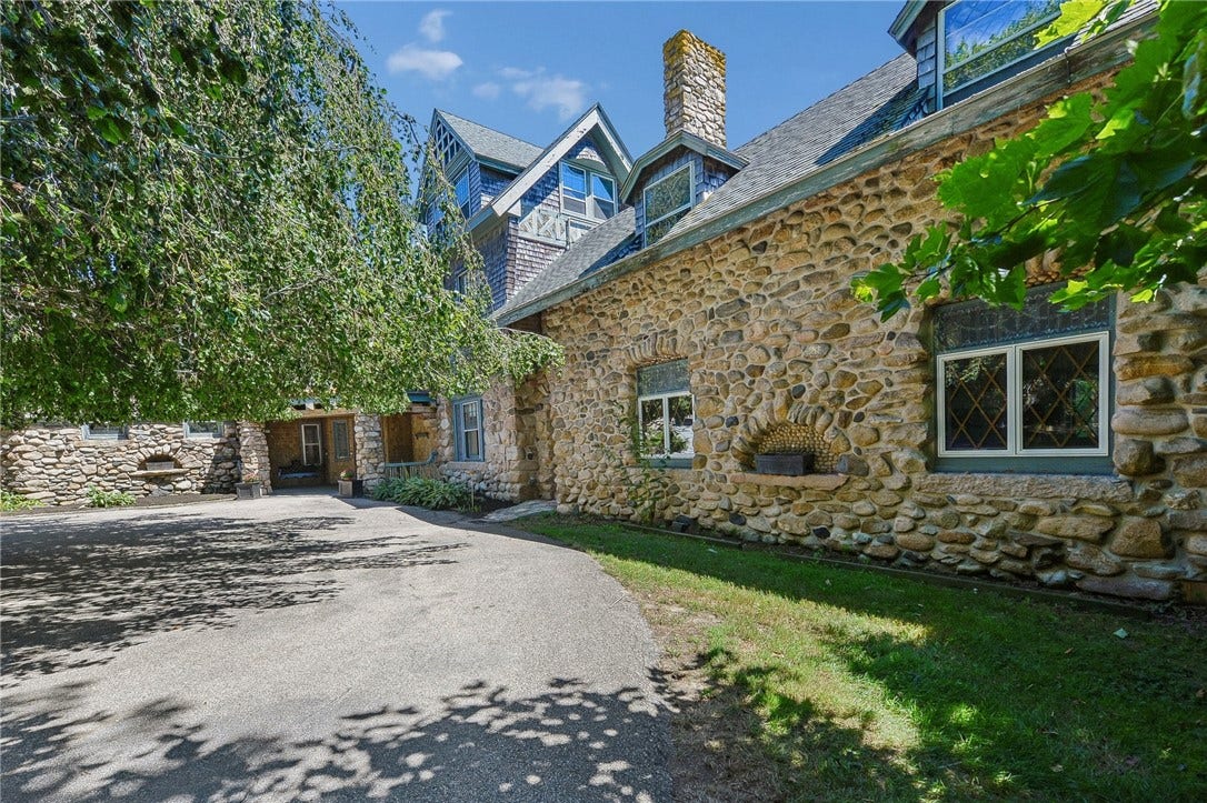 25 Wildfield Farm Road, Narragansett, RI 02882 25 Wildfield Farm Road, Narragansett, RI 02882