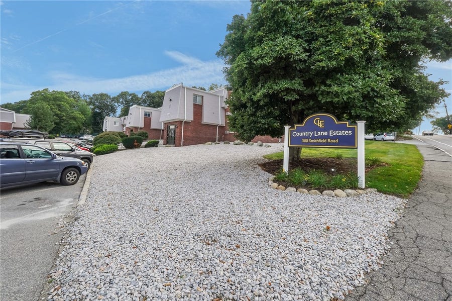 Property photo for 300 Smithfield Road, #5-34, North Providence, RI
