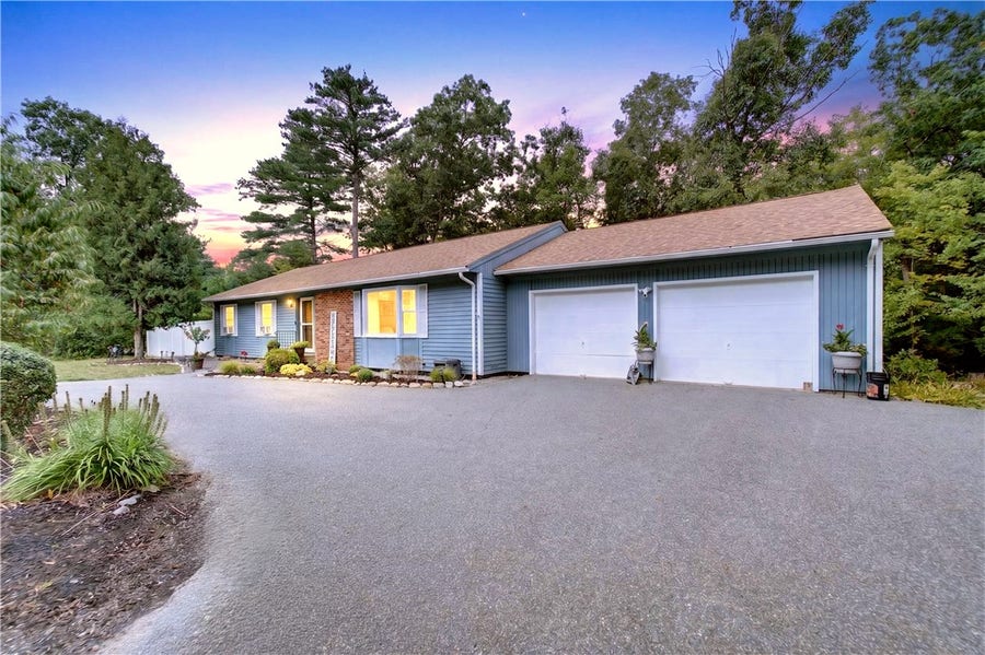 Property photo for 765 Putnam Pike, Glocester, RI