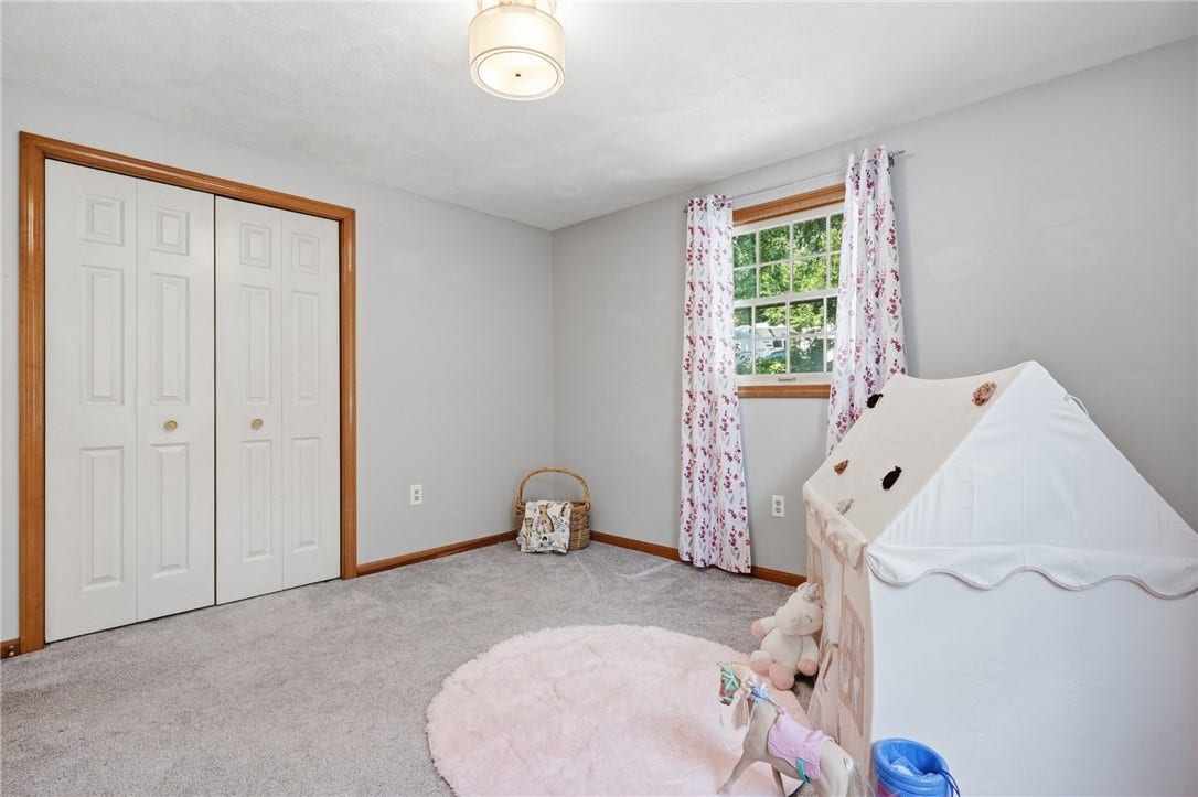 12 View Street, Lincoln, RI 02865 Bed 2