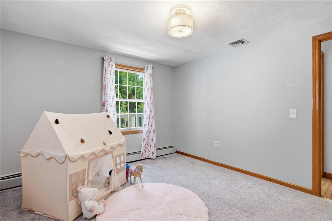 12 View Street, Lincoln, RI 02865 Bed 2