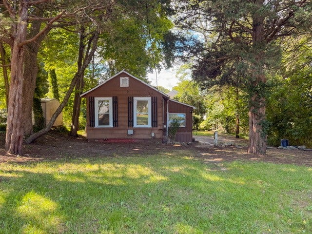 Property photo for 29 Congdon Avenue, North Kingstown, RI