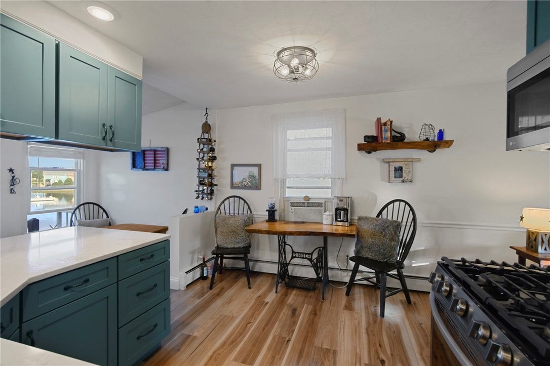 45 Cedar Avenue, Portsmouth, RI 02871 45 Cedar Avenue, Portsmouth, RI 02871