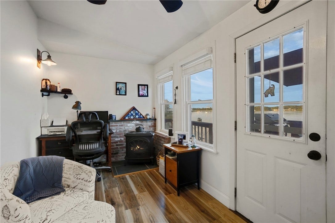 45 Cedar Avenue, Portsmouth, RI 02871 45 Cedar Avenue, Portsmouth, RI 02871
