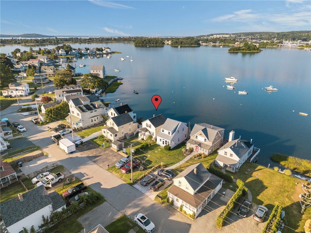 45 Cedar Avenue, Portsmouth, RI 02871 45 Cedar Avenue, Portsmouth, RI 02871