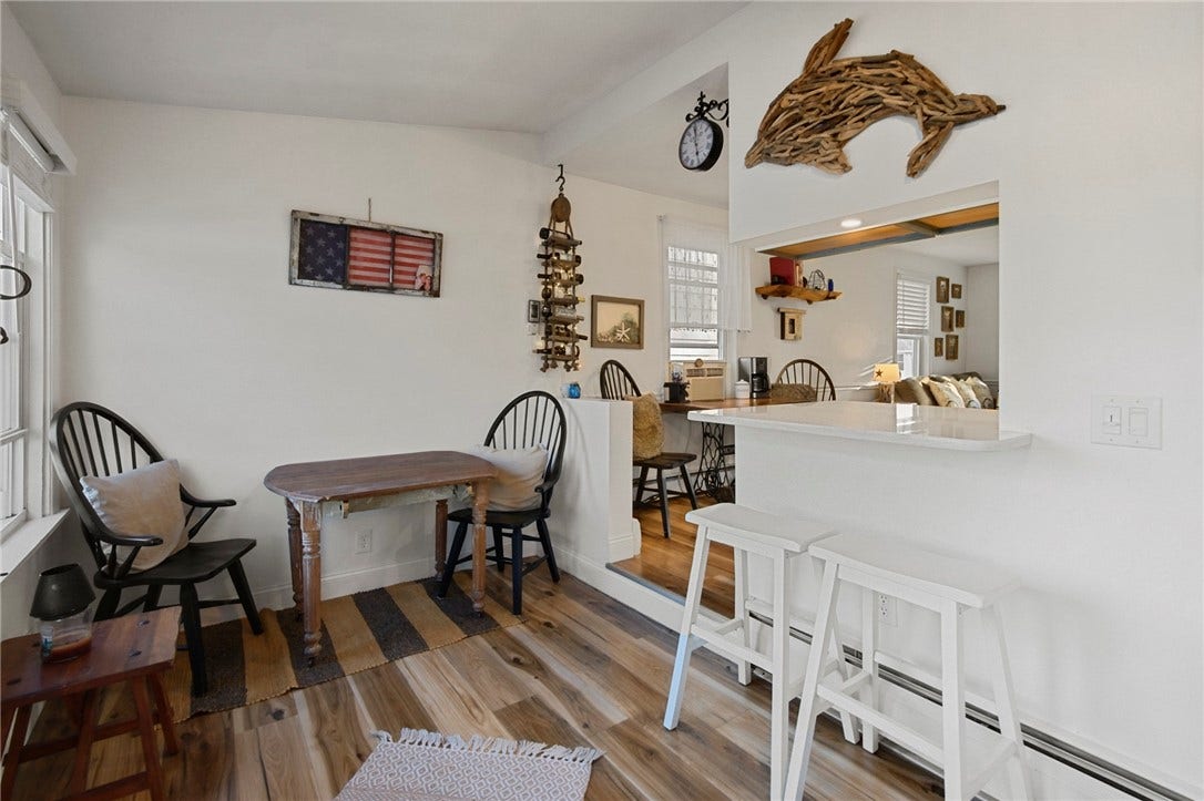 45 Cedar Avenue, Portsmouth, RI 02871 45 Cedar Avenue, Portsmouth, RI 02871