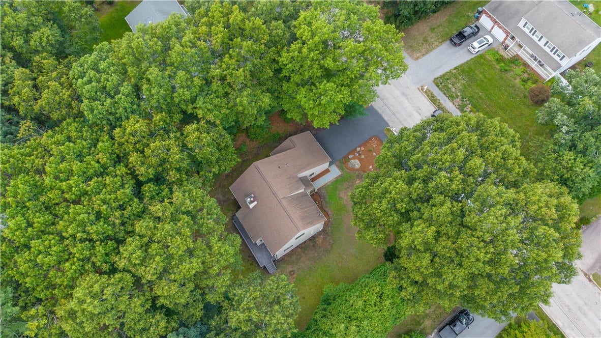 6 Acacia Court, Coventry, RI 02816 6 Acacia Court, Coventry, RI 02816