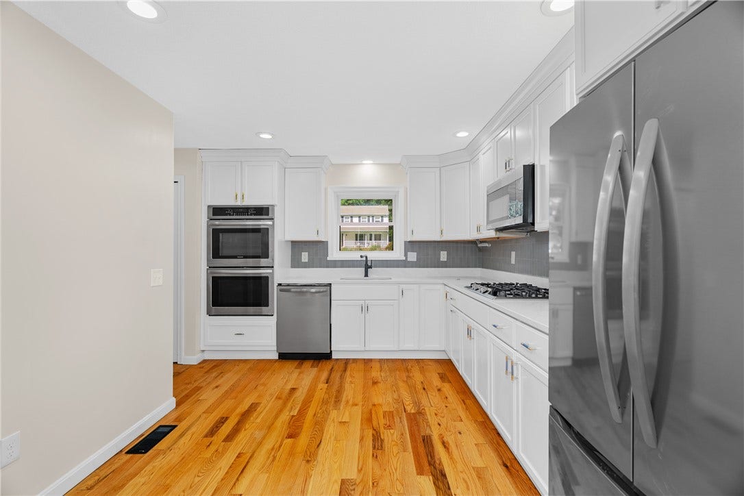 6 Acacia Court, Coventry, RI 02816 6 Acacia Court, Coventry, RI 02816