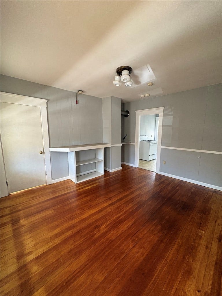 91 Duke Street, East Greenwich, RI 02818 unit 2