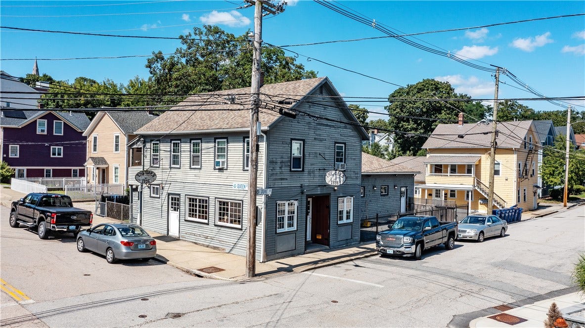 91 Duke Street, East Greenwich, RI 02818 91 Duke Street, East Greenwich, RI 02818