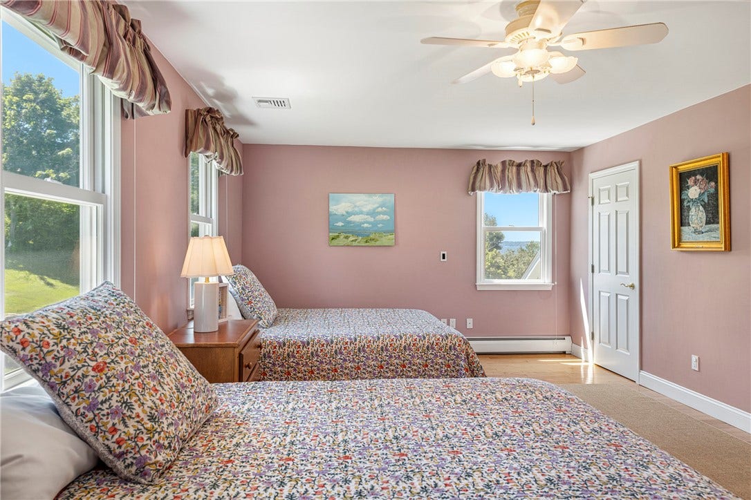 149 Nanaquaket Road, Tiverton, RI 02878 149 Nanaquaket Road, Tiverton, RI 02878