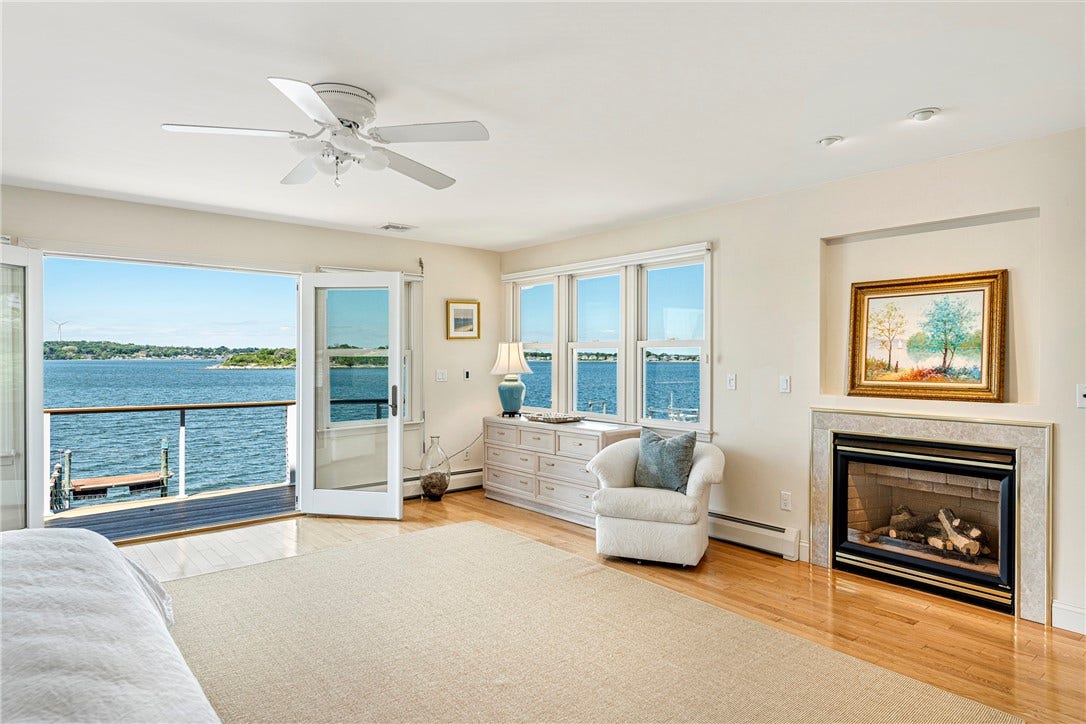 149 Nanaquaket Road, Tiverton, RI 02878 149 Nanaquaket Road, Tiverton, RI 02878
