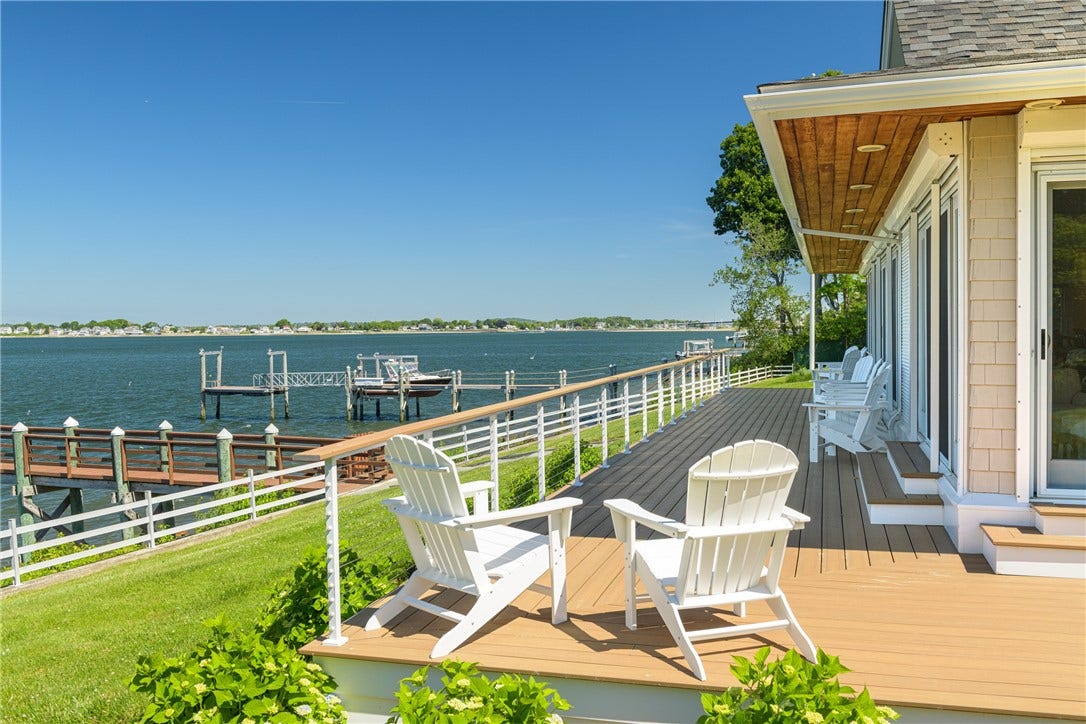 149 Nanaquaket Road, Tiverton, RI 02878 149 Nanaquaket Road, Tiverton, RI 02878