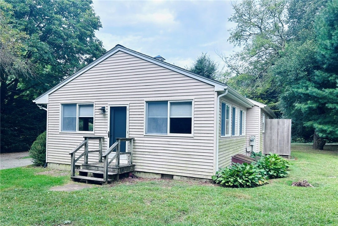 26 Fort Ninigret Road, Charlestown, RI 02813 26 Fort Ninigret Road, Charlestown, RI 02813