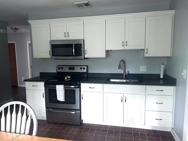 26 Fort Ninigret Road, Charlestown, RI 02813 26 Fort Ninigret Road, Charlestown, RI 02813