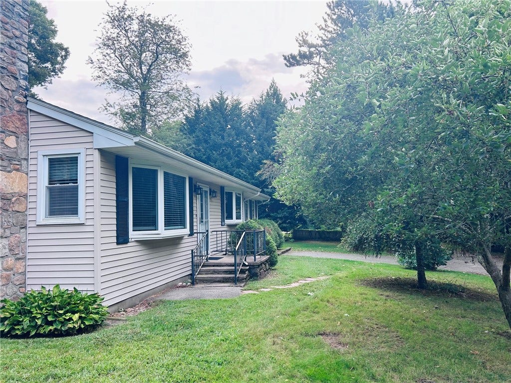 26 Fort Ninigret Road, Charlestown, RI 02813 26 Fort Ninigret Road, Charlestown, RI 02813