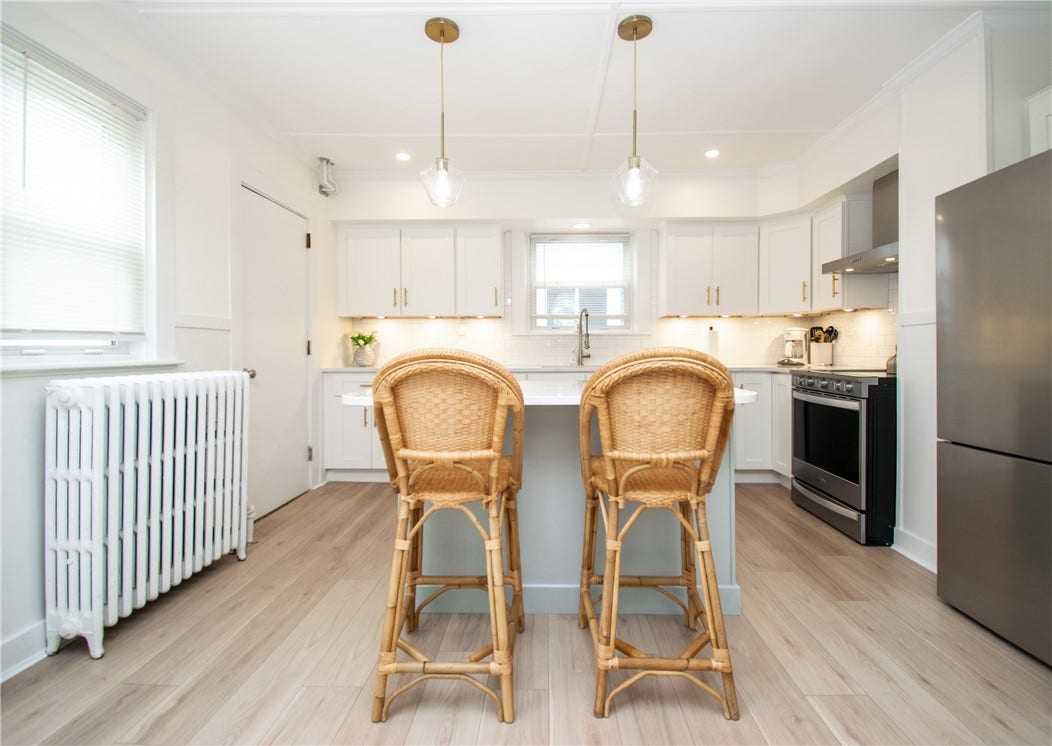 33 Slocum Street, Newport, RI 02840 33 Slocum Street, Newport, RI 02840