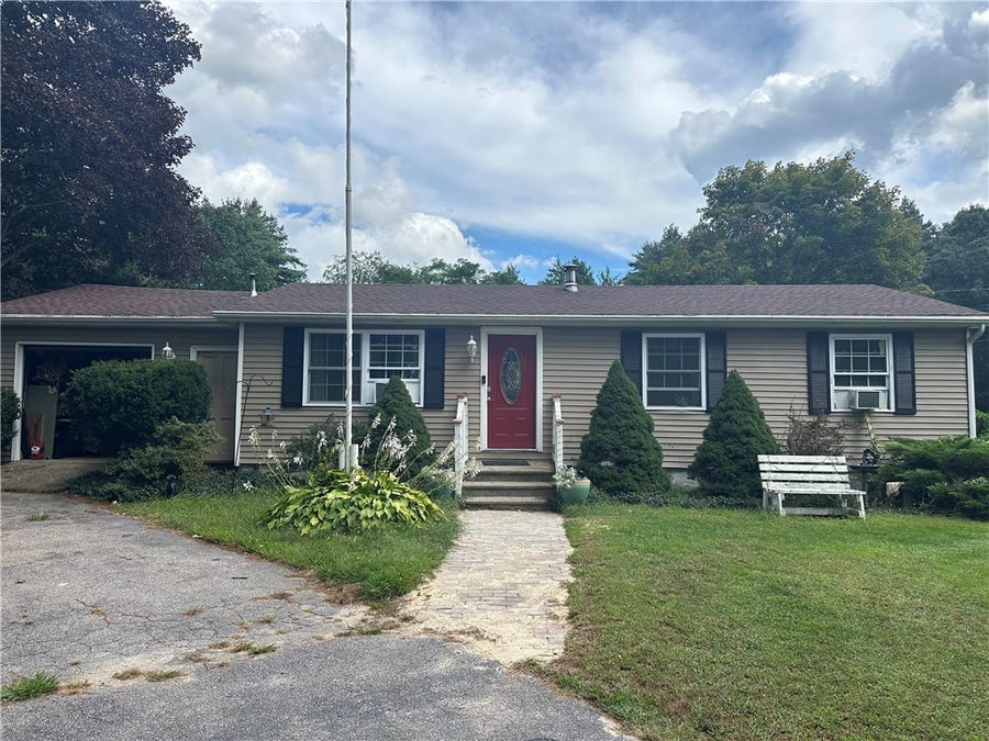 Property photo for 15 Riverview Drive, Richmond, RI