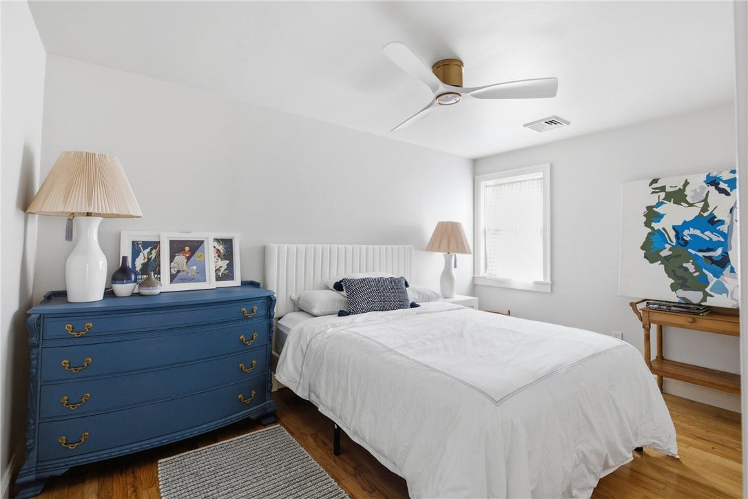 14 Valhalla Drive, Portsmouth, RI 02871 14 Valhalla Drive, Portsmouth, RI 02871