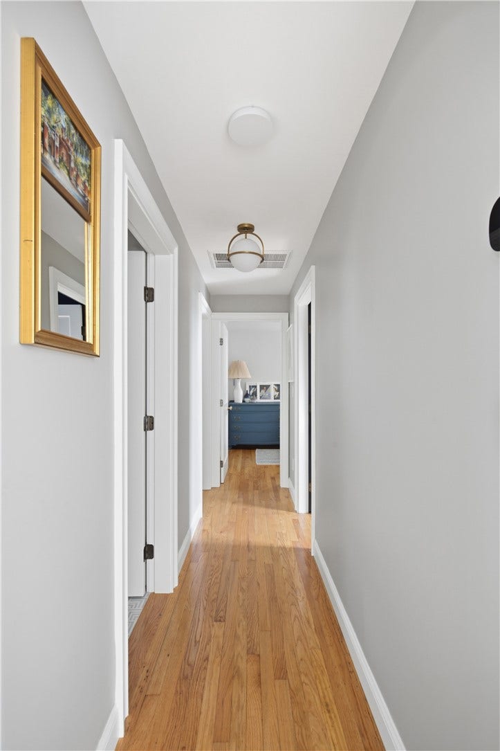 14 Valhalla Drive, Portsmouth, RI 02871 14 Valhalla Drive, Portsmouth, RI 02871