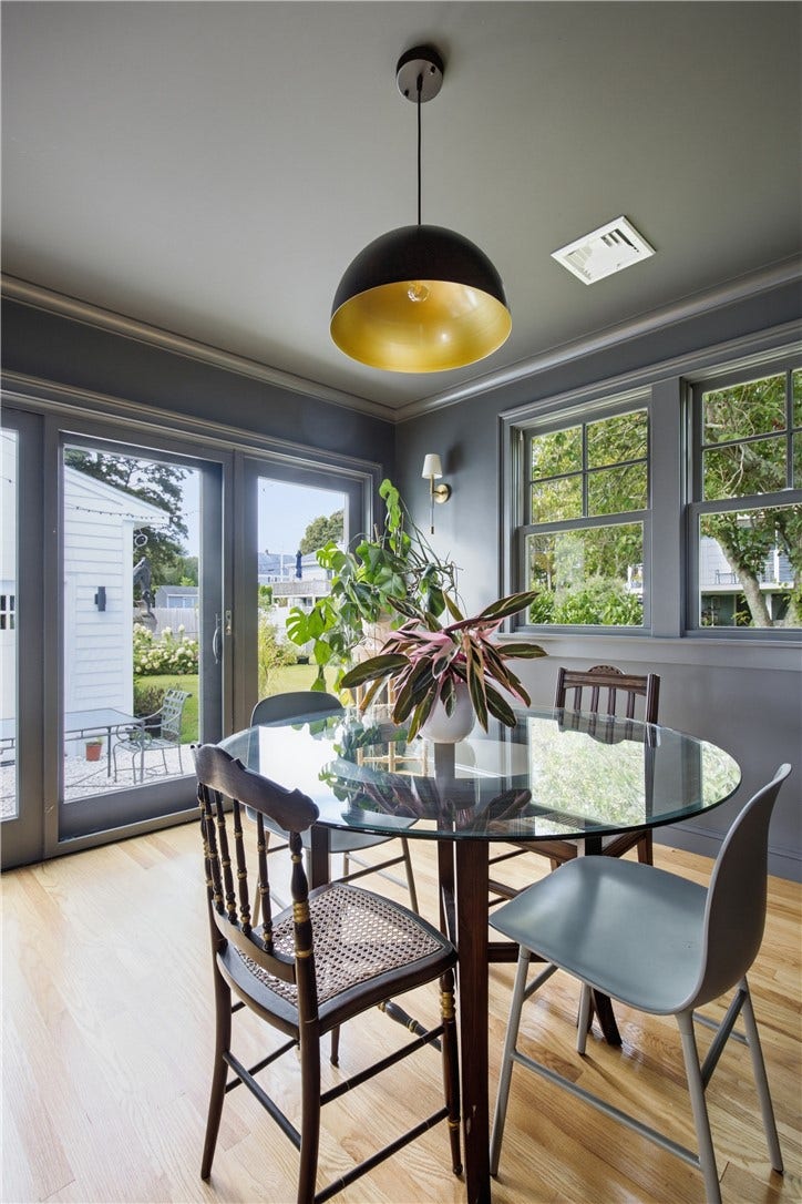 14 Valhalla Drive, Portsmouth, RI 02871 14 Valhalla Drive, Portsmouth, RI 02871