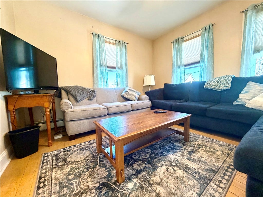 63 Bowery Street, #2, Newport, RI 02840 63 Bowery Street, #2, Newport, RI 02840