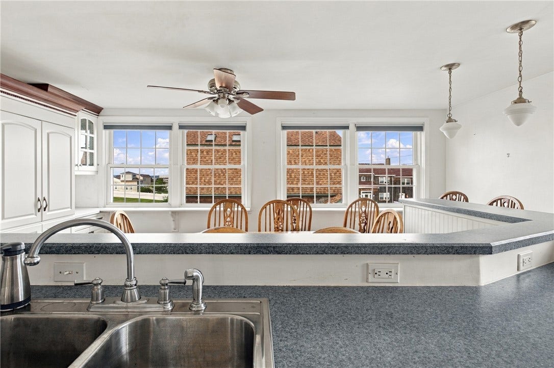 201 Randolph Avenue, Tiverton, RI 02878 201 Randolph Avenue, Tiverton, RI 02878
