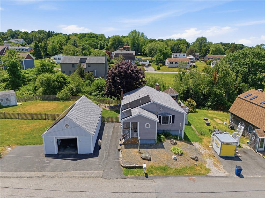 201 Randolph Avenue, Tiverton, RI 02878 201 Randolph Avenue, Tiverton, RI 02878