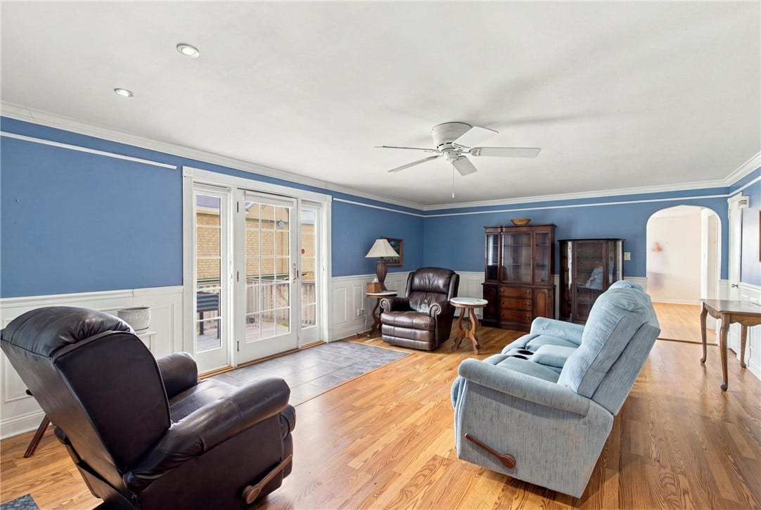 201 Randolph Avenue, Tiverton, RI 02878 201 Randolph Avenue, Tiverton, RI 02878