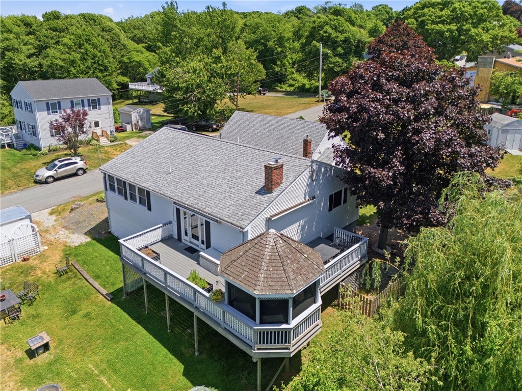 201 Randolph Avenue, Tiverton, RI 02878 201 Randolph Avenue, Tiverton, RI 02878