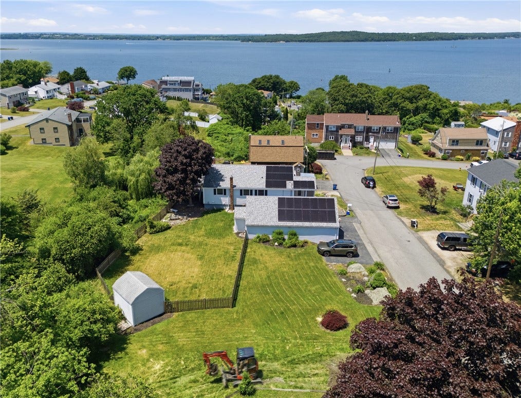 201 Randolph Avenue, Tiverton, RI 02878 201 Randolph Avenue, Tiverton, RI 02878