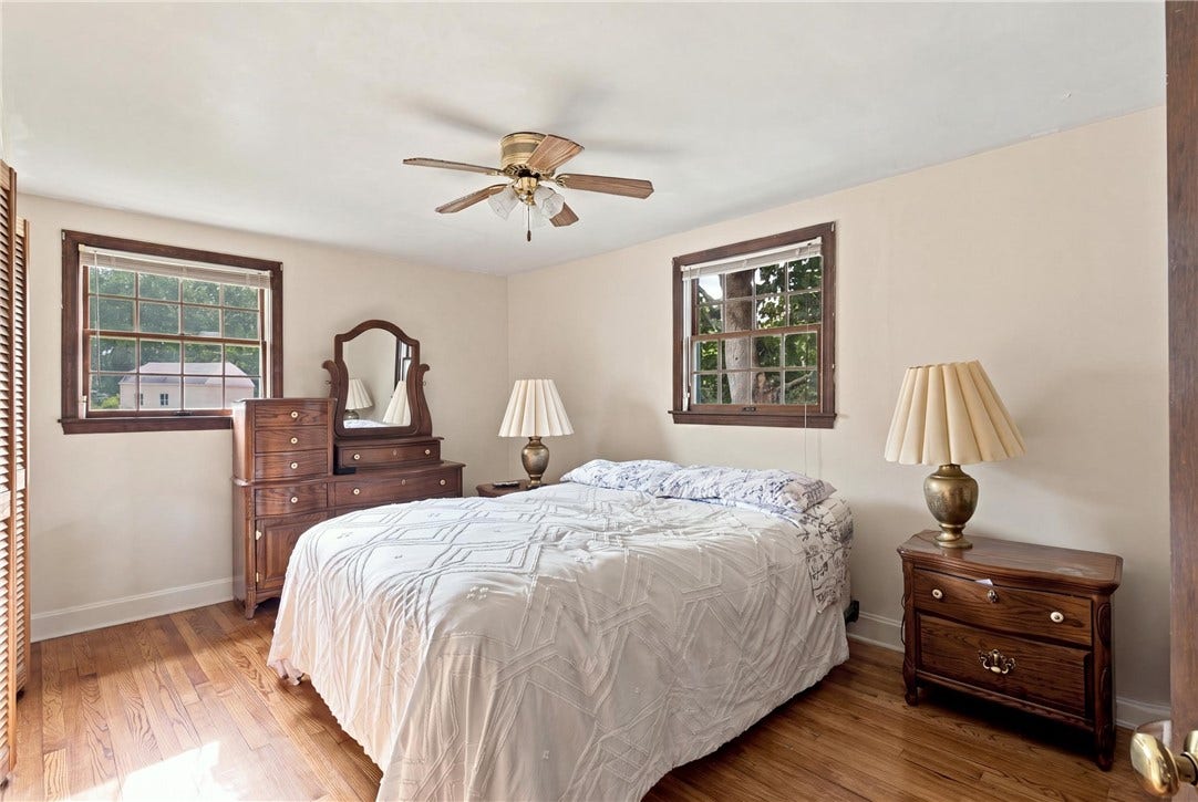 201 Randolph Avenue, Tiverton, RI 02878 201 Randolph Avenue, Tiverton, RI 02878