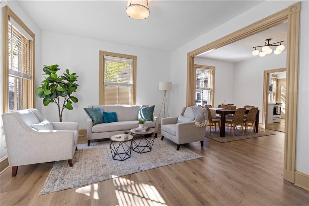 18 Barney Street, #2, Newport, RI 02840 18 Barney Street, #2, Newport, RI 02840