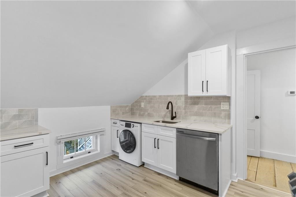 13 Sherman Street, #4, Newport, RI 02840 13 Sherman Street, #4, Newport, RI 02840