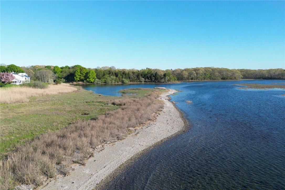 162 Indian Point Road, Tiverton, RI 02878 162 Indian Point Road, Tiverton, RI 02878