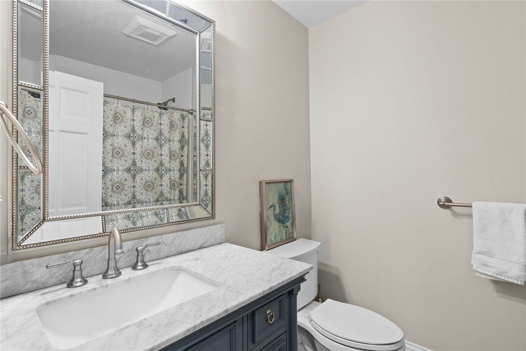 162 Indian Point Road, Tiverton, RI 02878 162 Indian Point Road, Tiverton, RI 02878