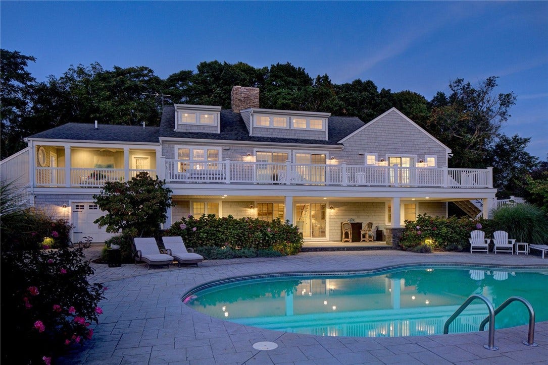 162 Indian Point Road, Tiverton, RI 02878 162 Indian Point Road, Tiverton, RI 02878