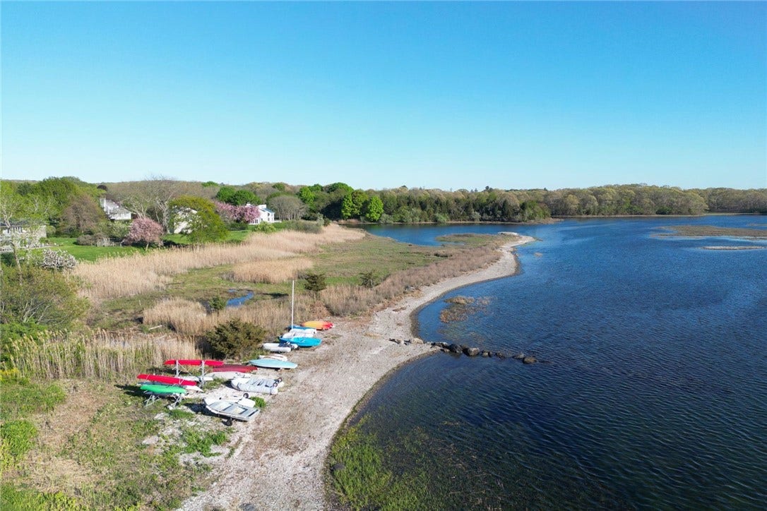 162 Indian Point Road, Tiverton, RI 02878 162 Indian Point Road, Tiverton, RI 02878