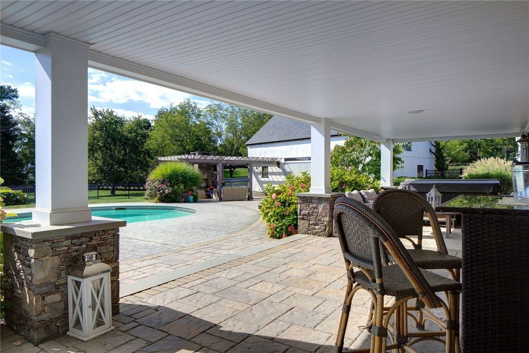 162 Indian Point Road, Tiverton, RI 02878 162 Indian Point Road, Tiverton, RI 02878